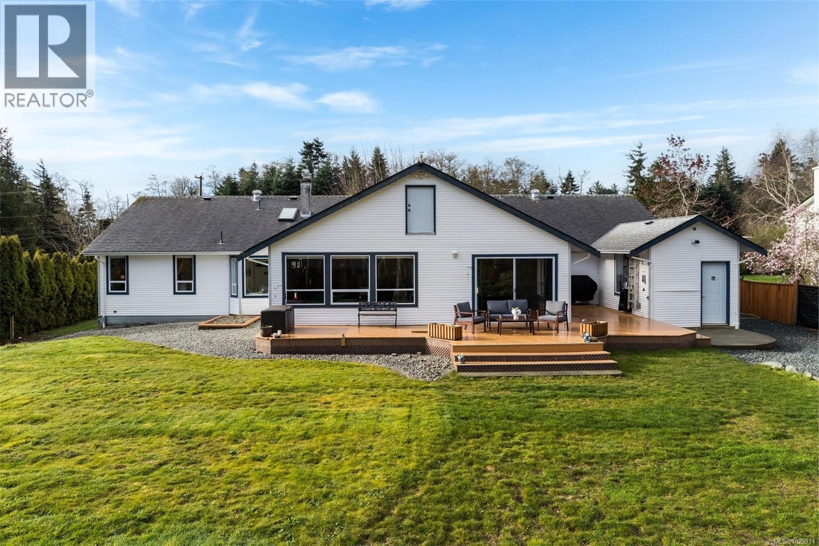  1563 Whiffin Spit Road, Sooke