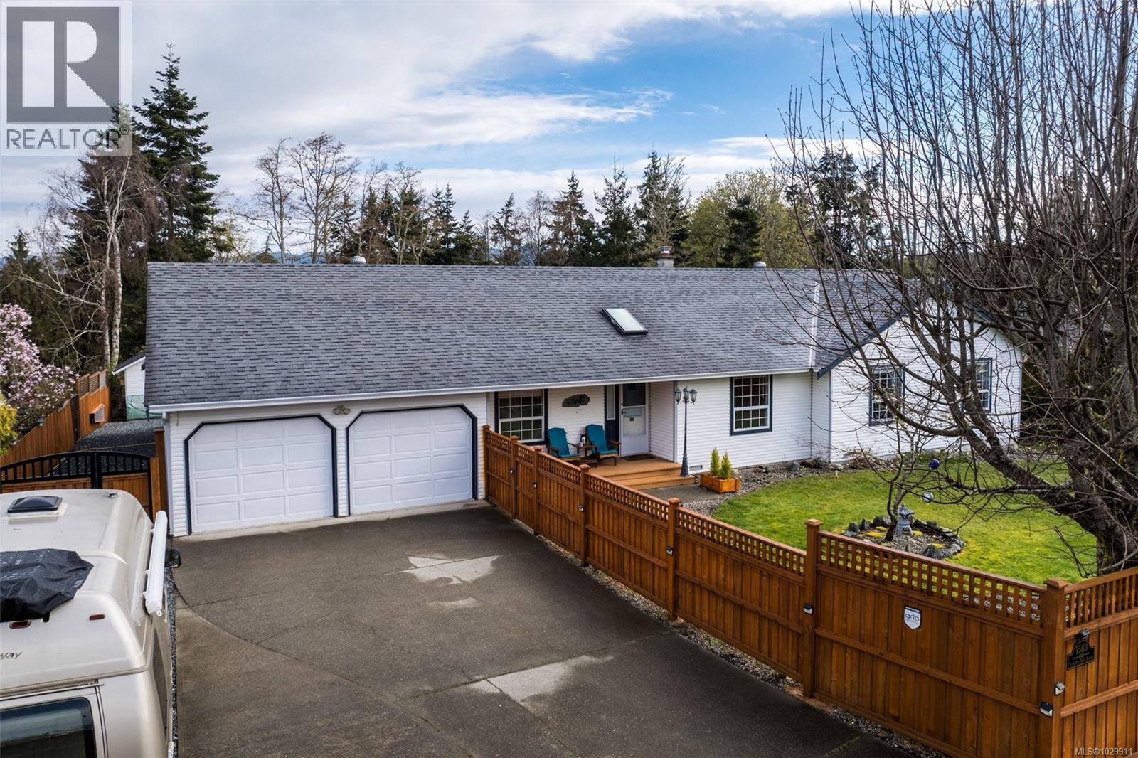  1563 Whiffin Spit Road, Sooke