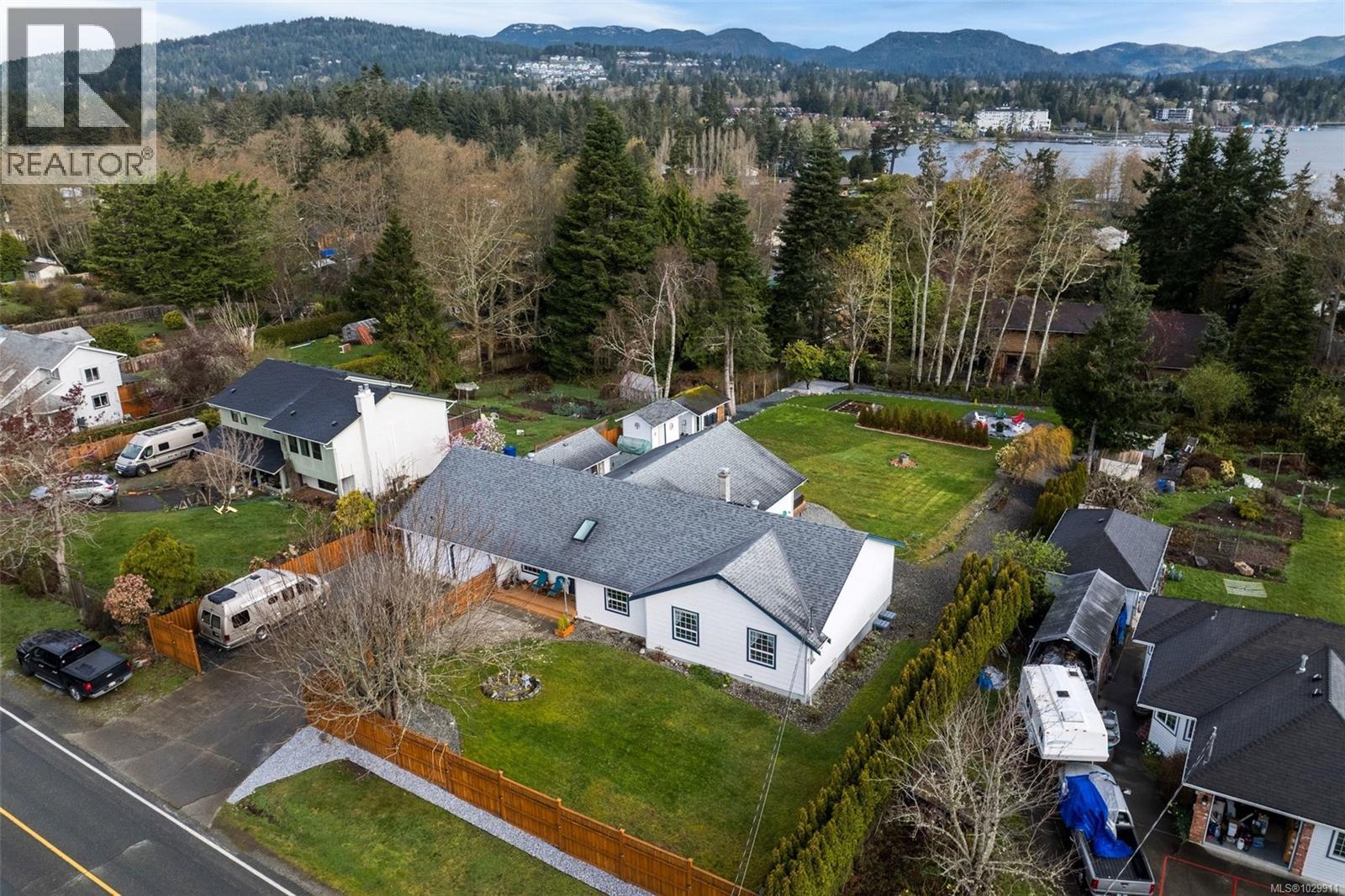  1563 Whiffin Spit Road, Sooke