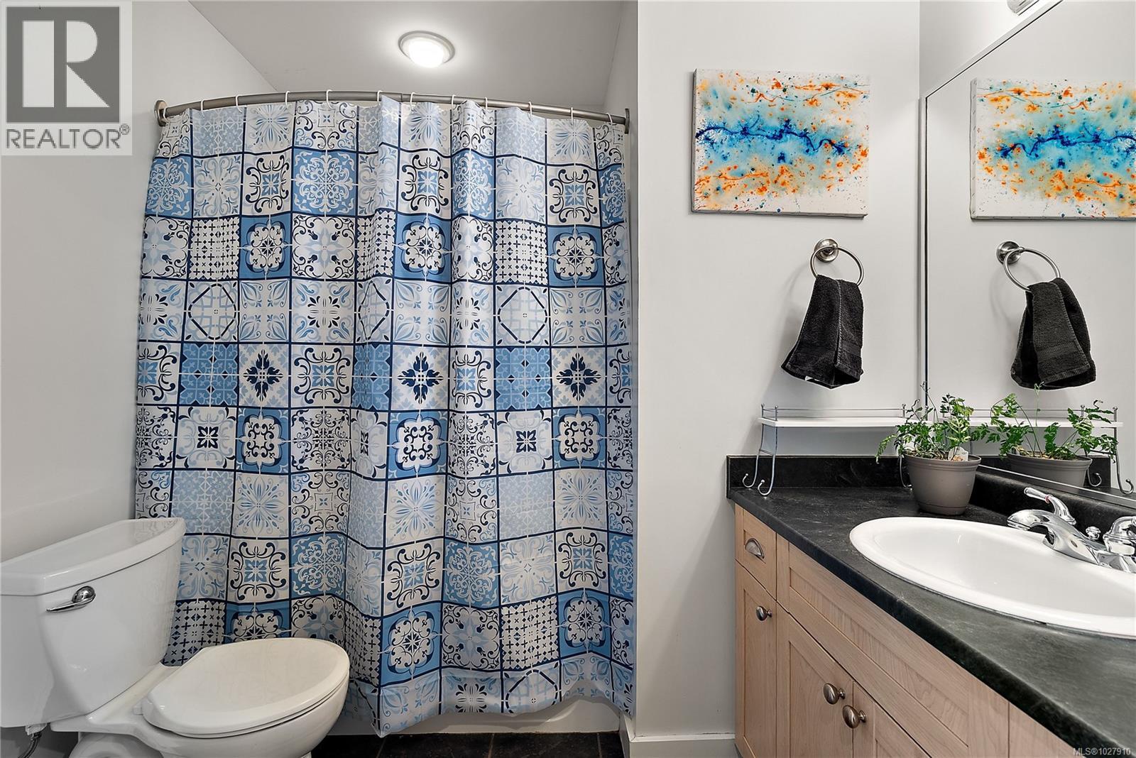 #105 7091 GRANT RD W - 21