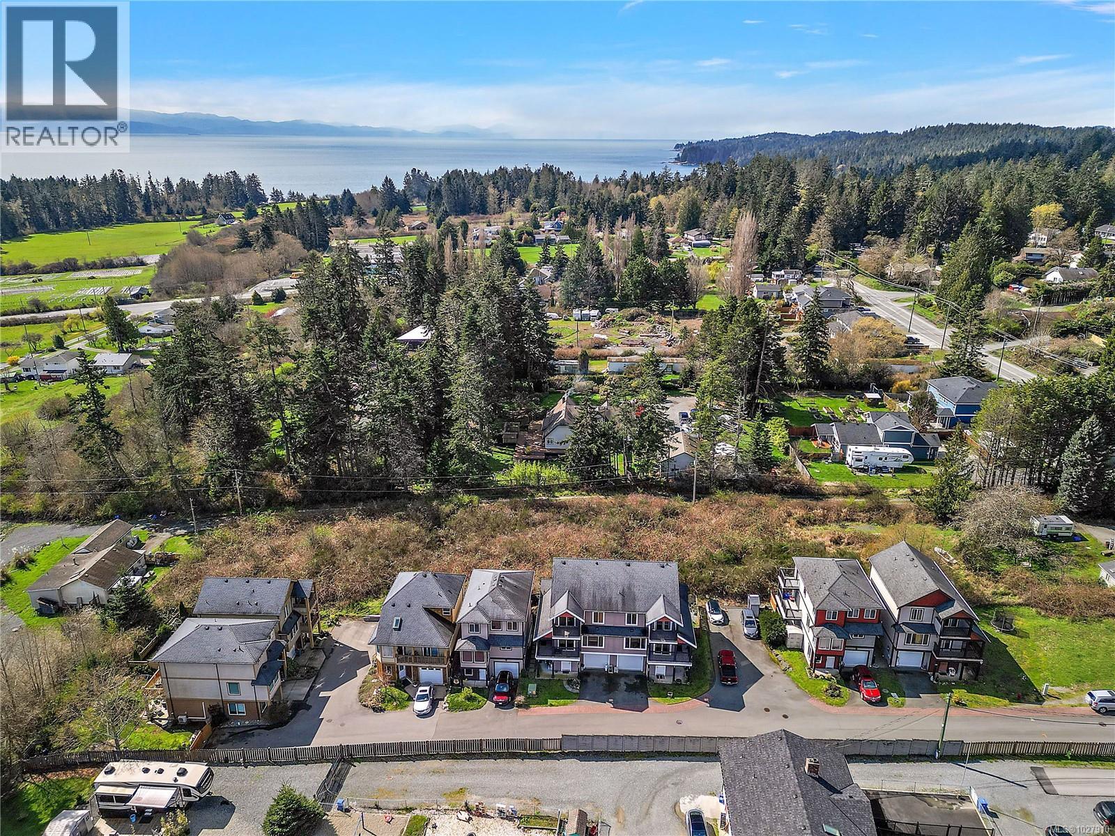 #105 7091 GRANT RD W - 29