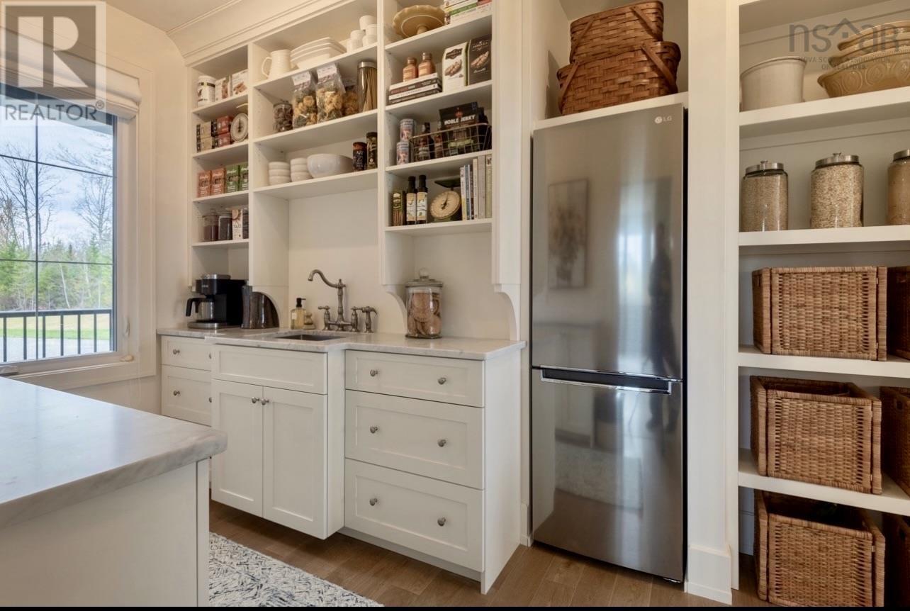 Property 16 of 44 of 181 Waynesboro Avenue