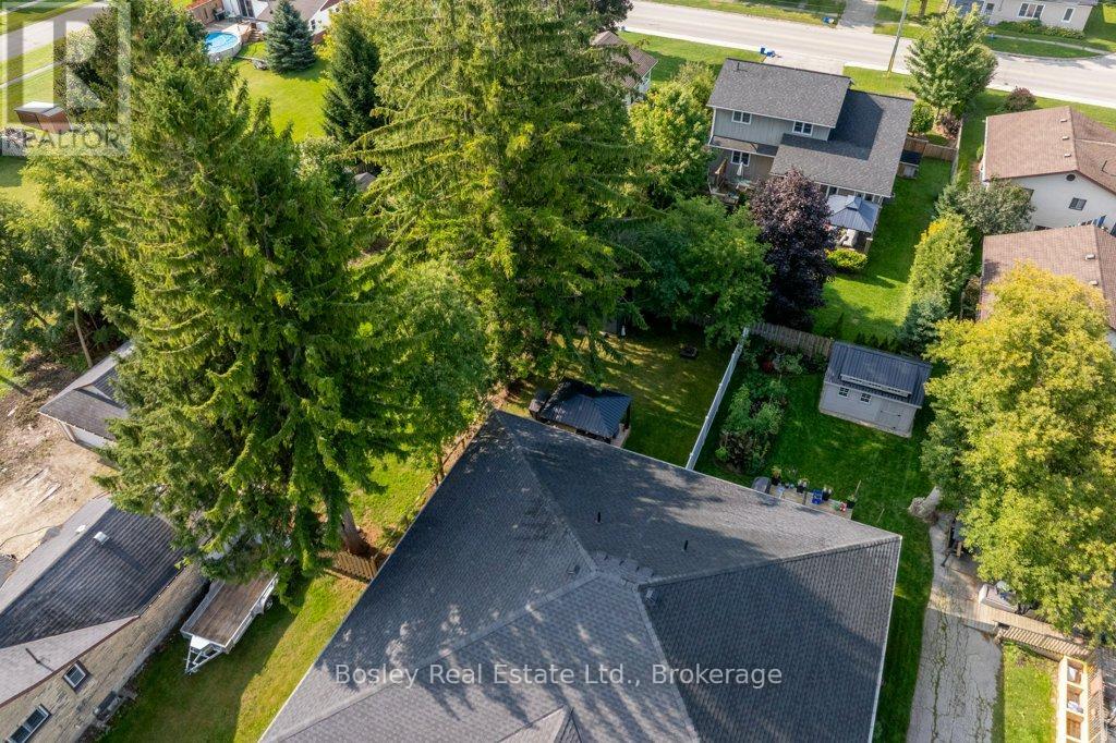 420 VICTORIA STREET — photo 15