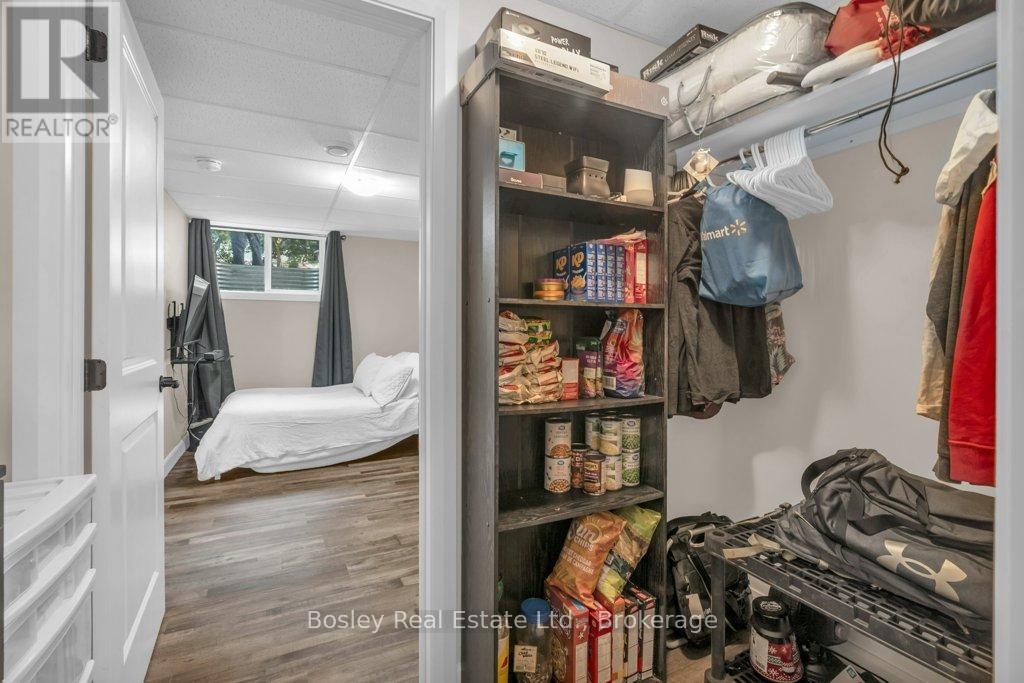 420 VICTORIA STREET — photo 41