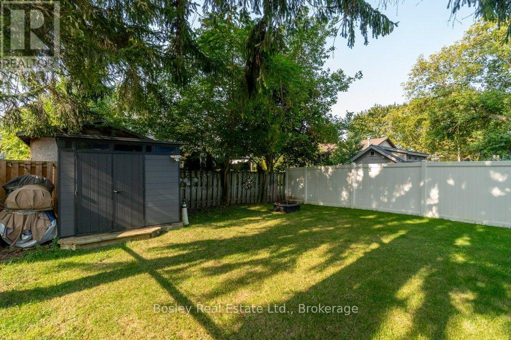 420 VICTORIA STREET — photo 44