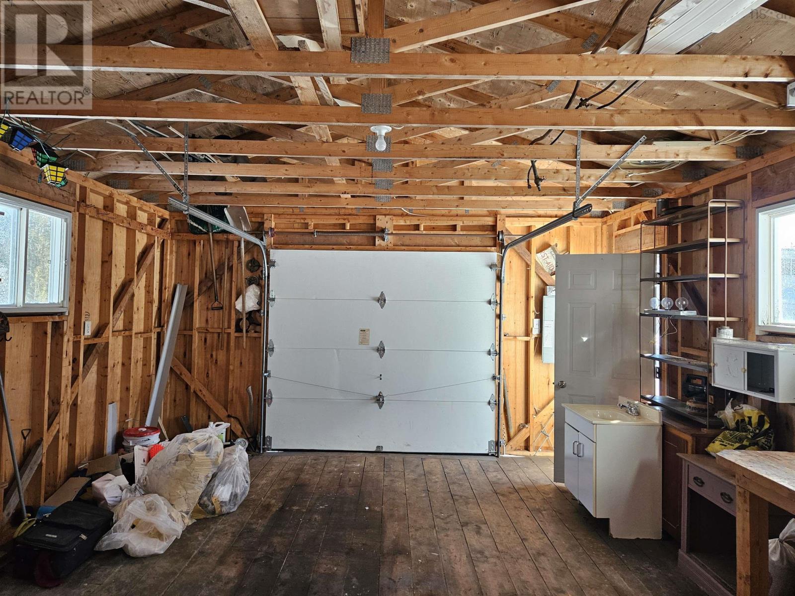 Property 41 of 44 of 11845 Highway 2