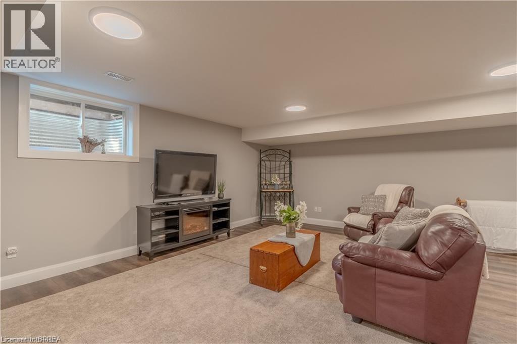3-bedroom home for sale at 59 CEDAR Street Unit# 22, Paris ON · photo 27 of 34