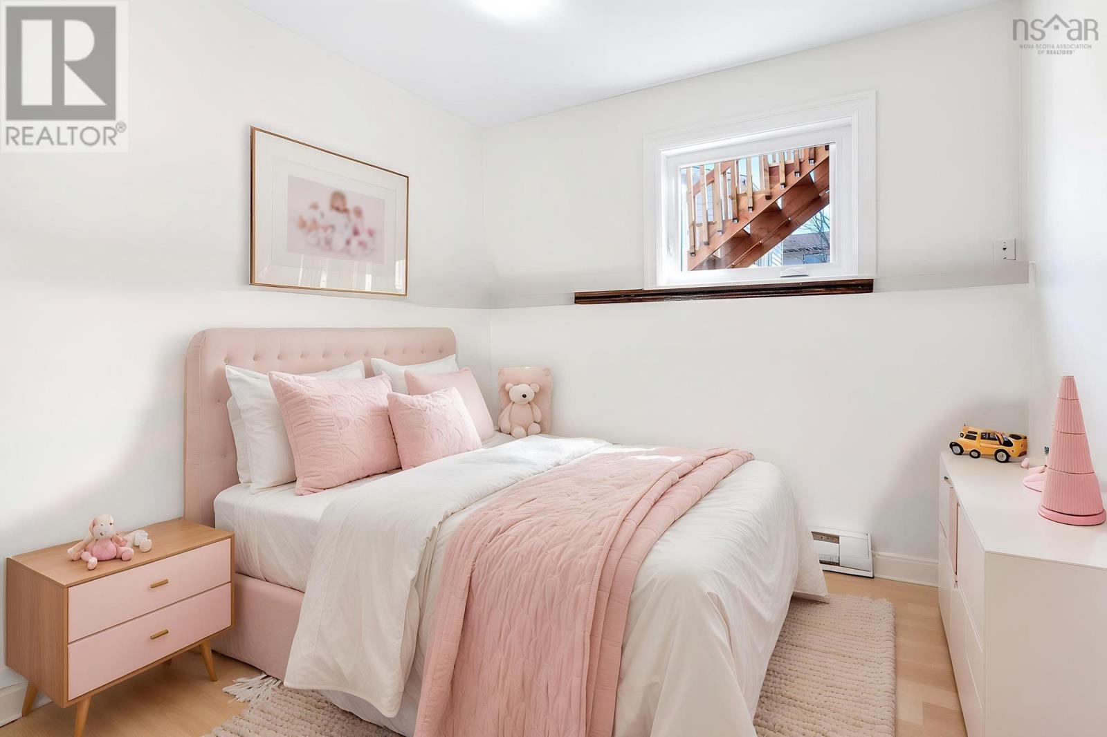 Property 23 of 46 of 32 Contessa Court