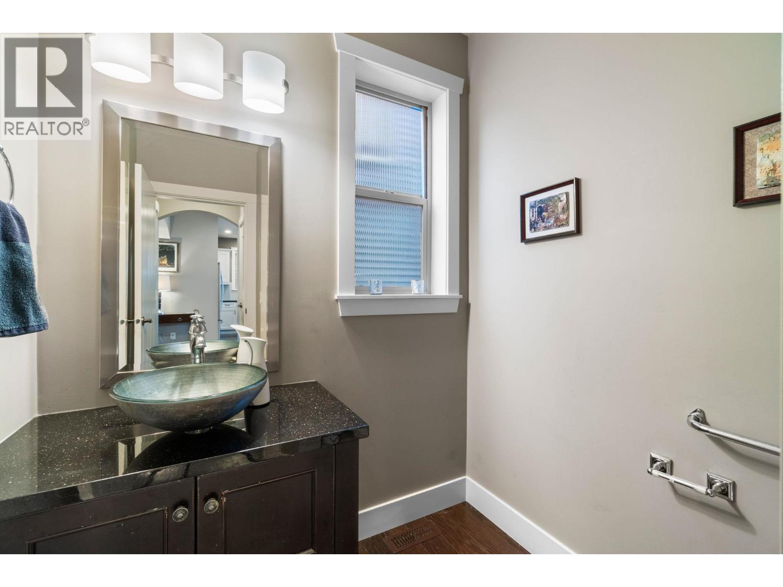 1386 COAST MERIDIAN ROAD, Coquitlam