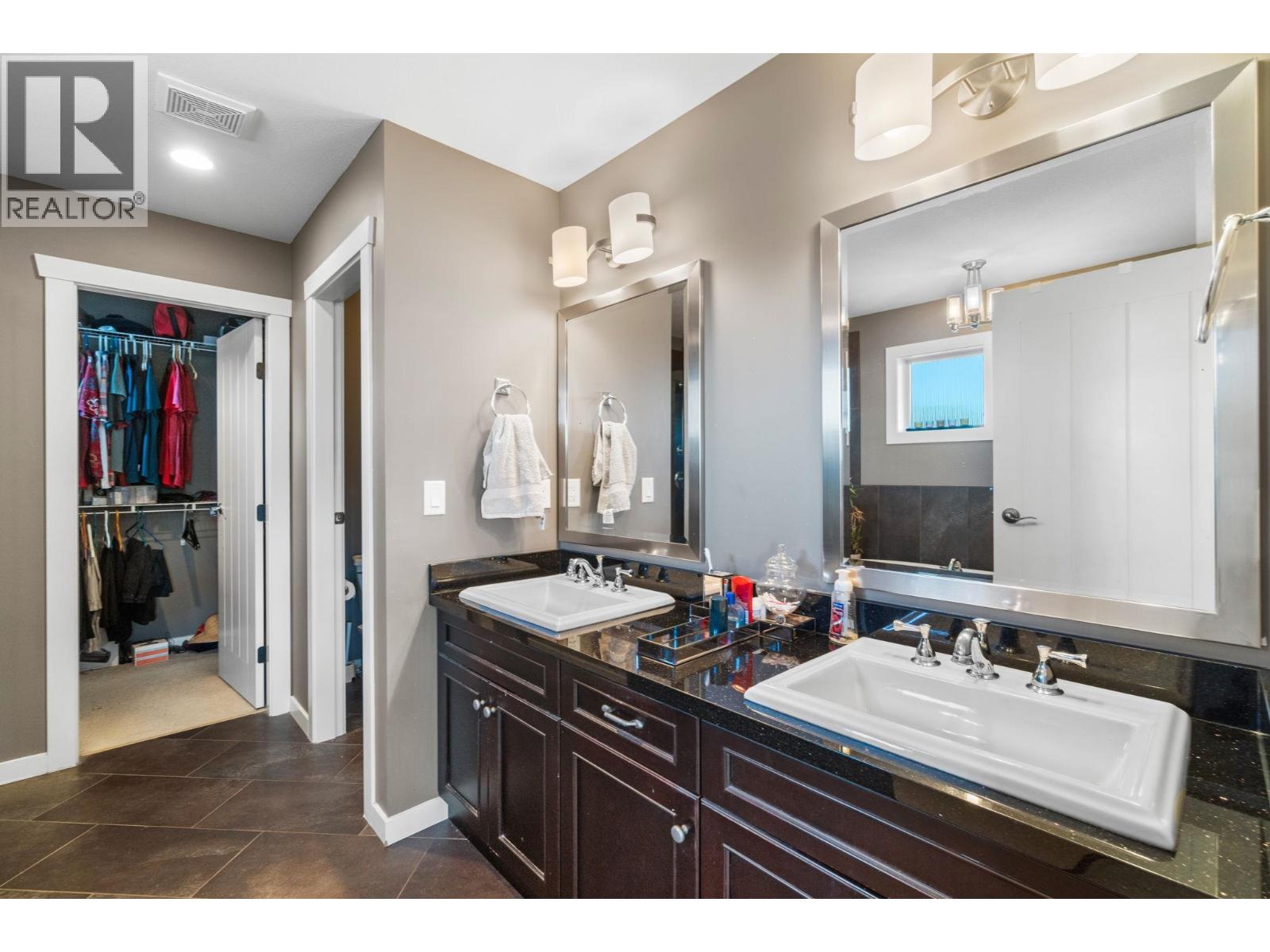 1386 COAST MERIDIAN ROAD, Coquitlam