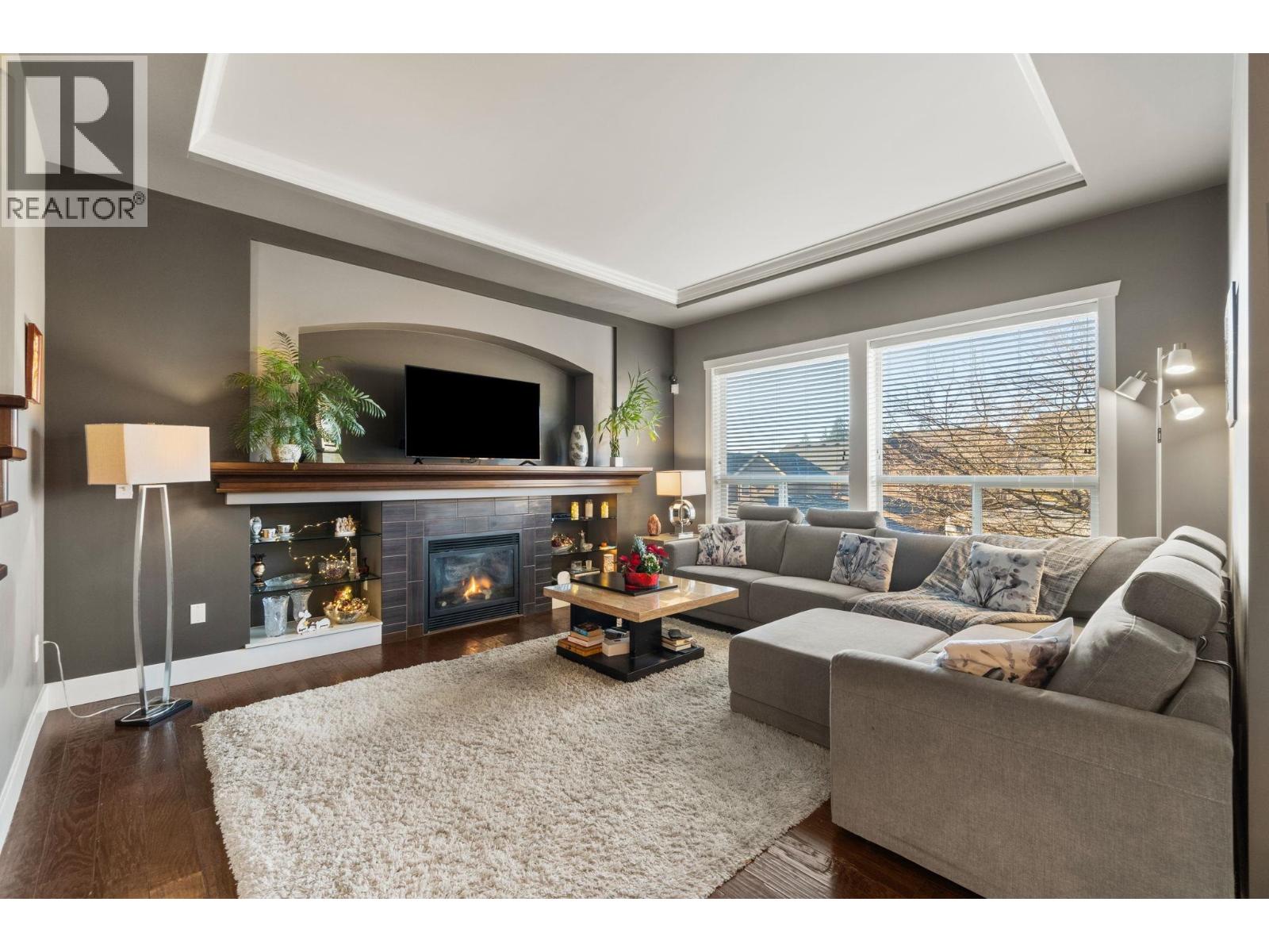 1386 COAST MERIDIAN ROAD, Coquitlam