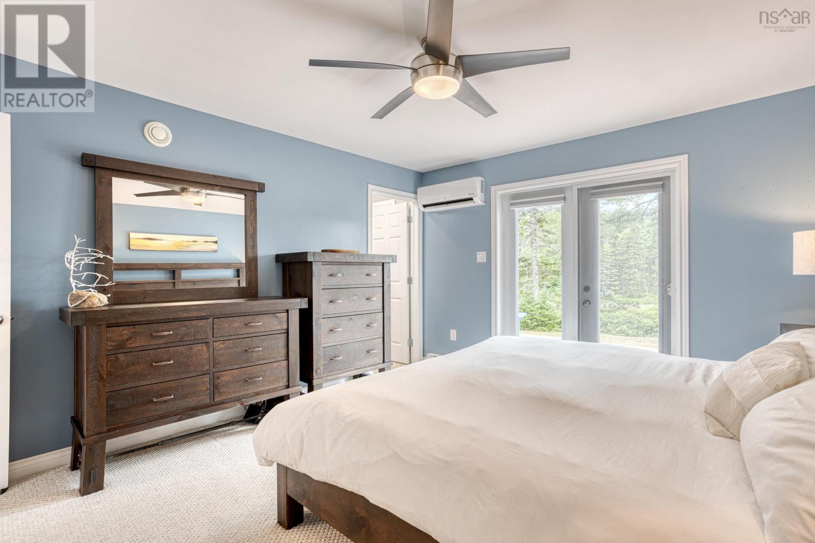 Property 22 of 47 of 18 Stonehenge Lane, Westwood Hills