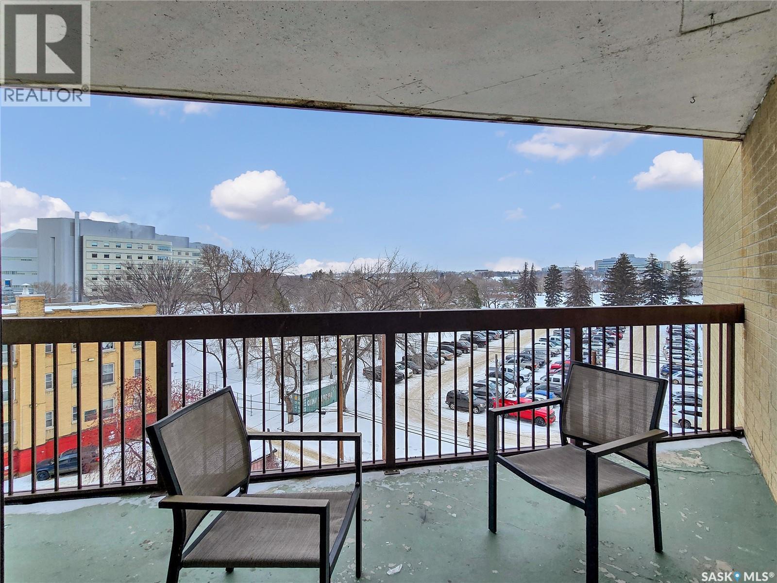 #606 430 5TH AVENUE N - 21