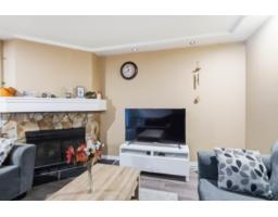 13323 71b Avenue, Surrey, BC V3W7Z5 Photo 6