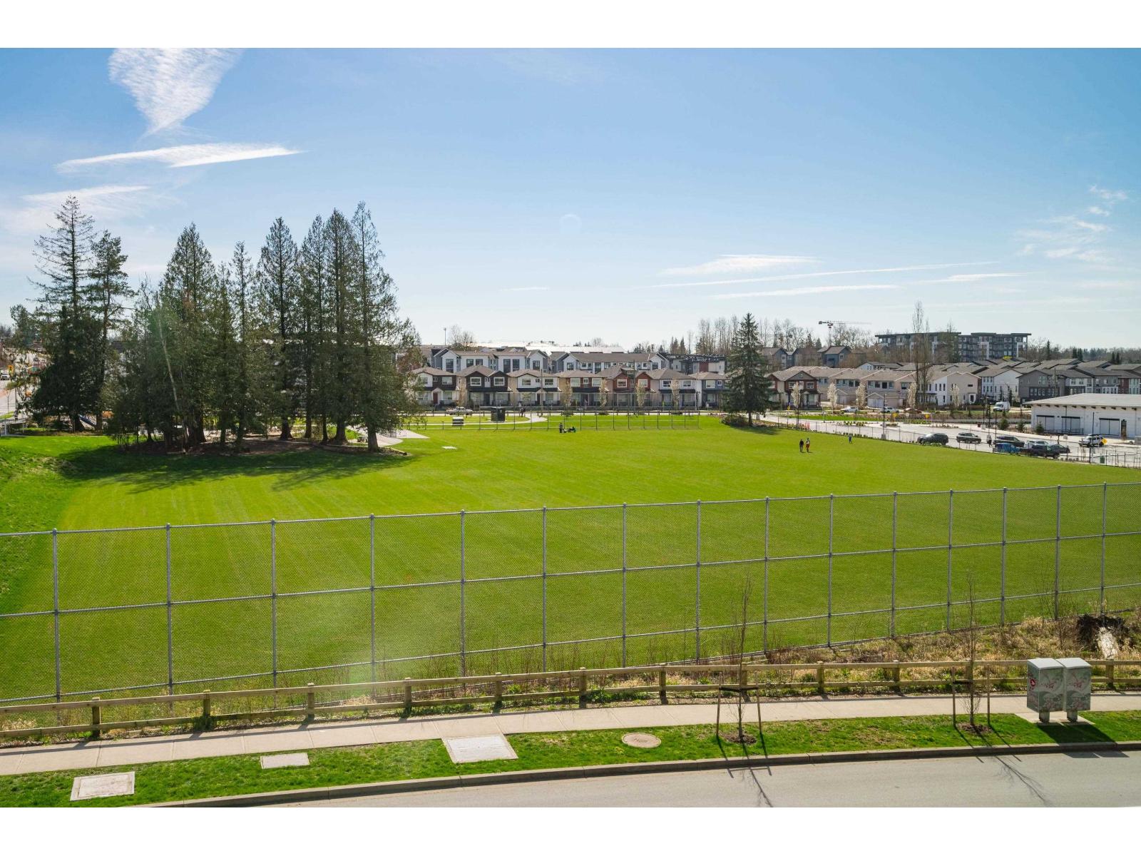 20183 83 Avenue - main photo