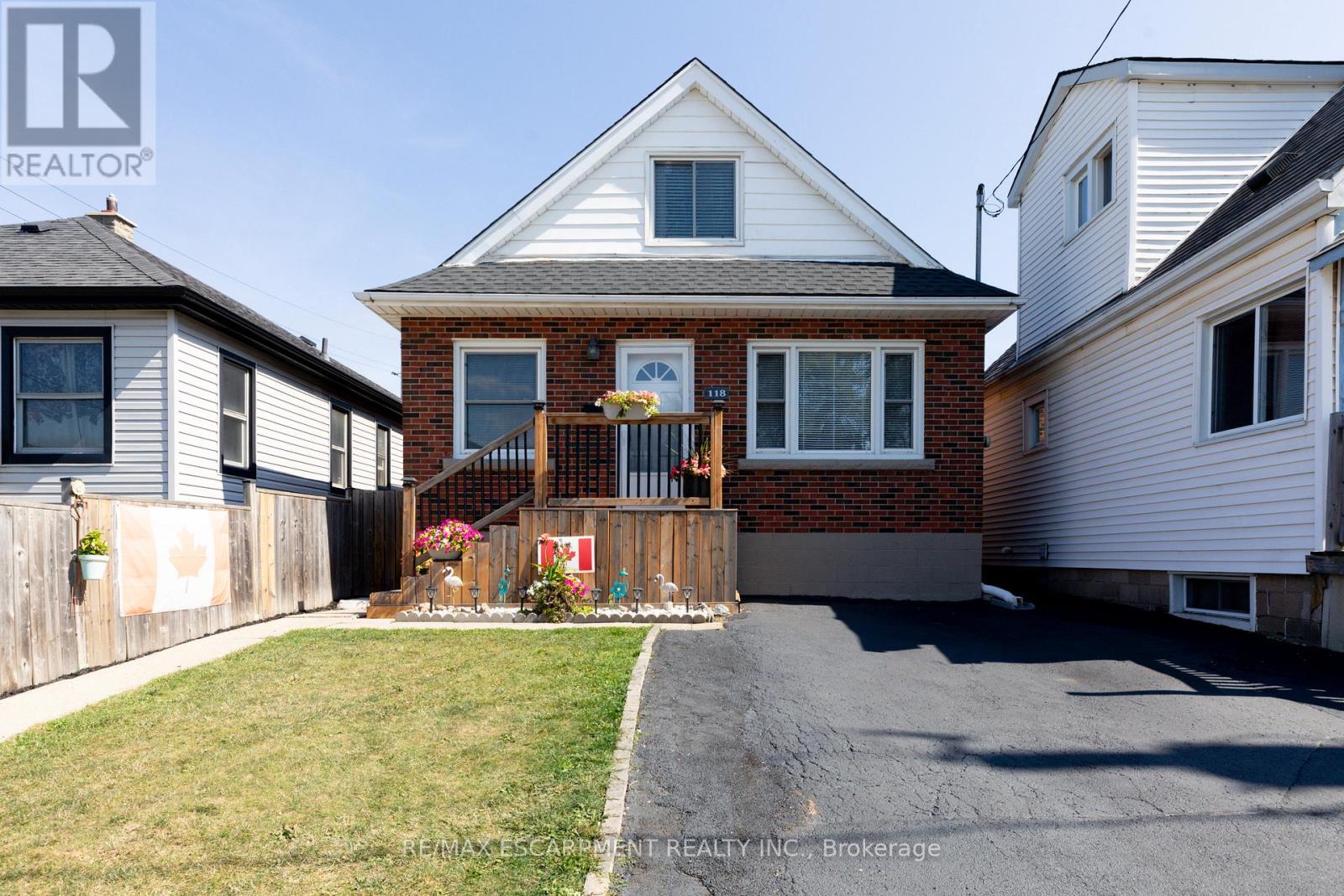 118 JULIAN AVENUE - 1