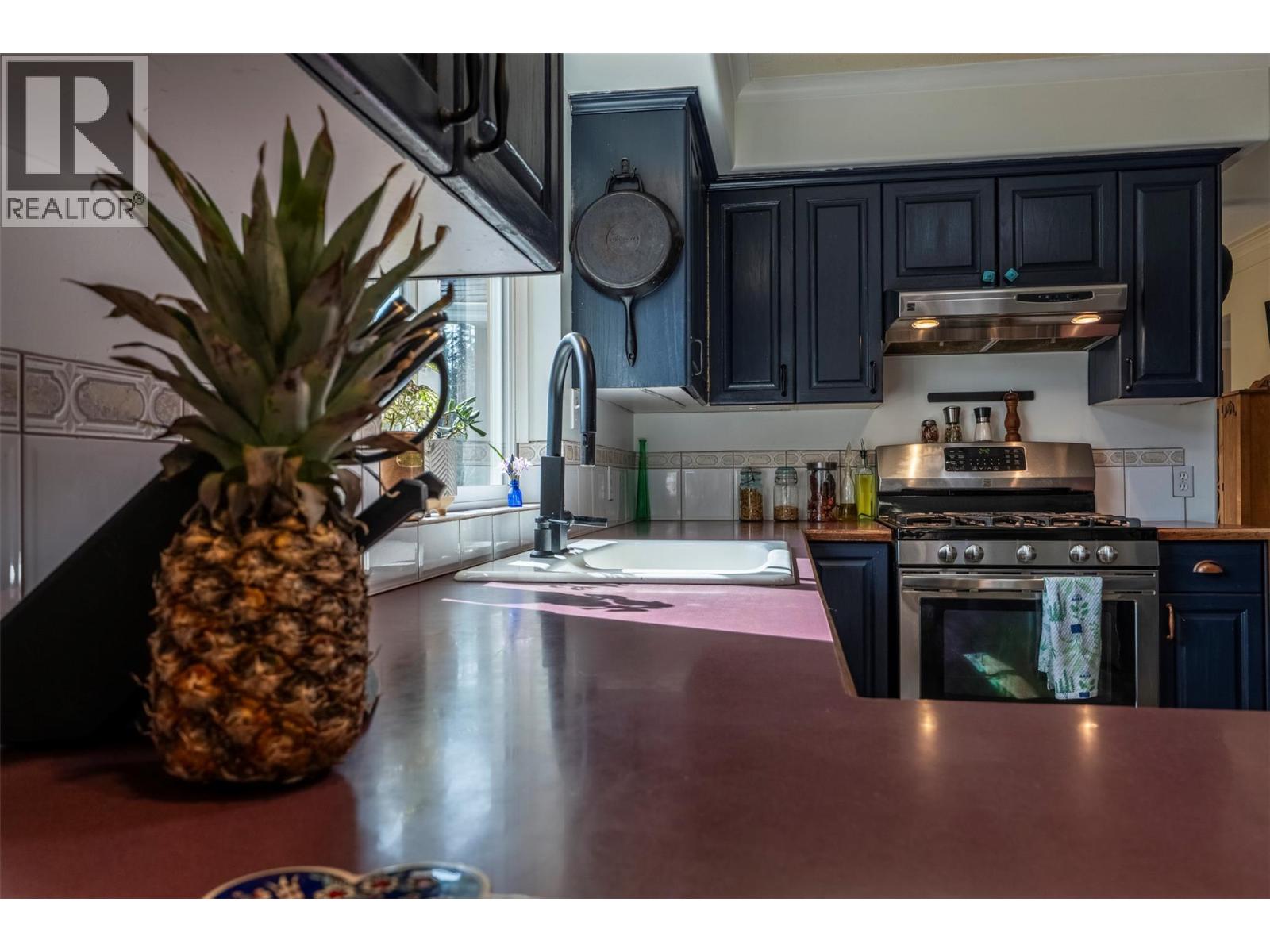 3811 Aaron Road, Bonnington