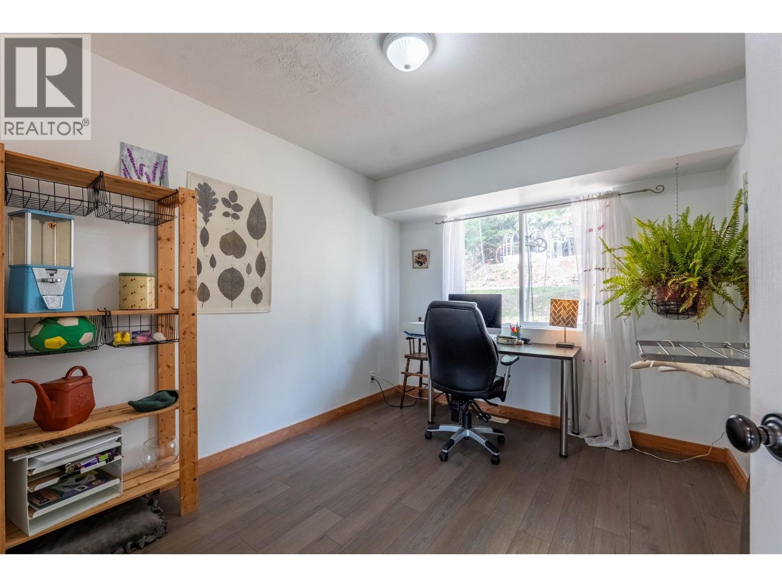 3811 Aaron Road, Bonnington