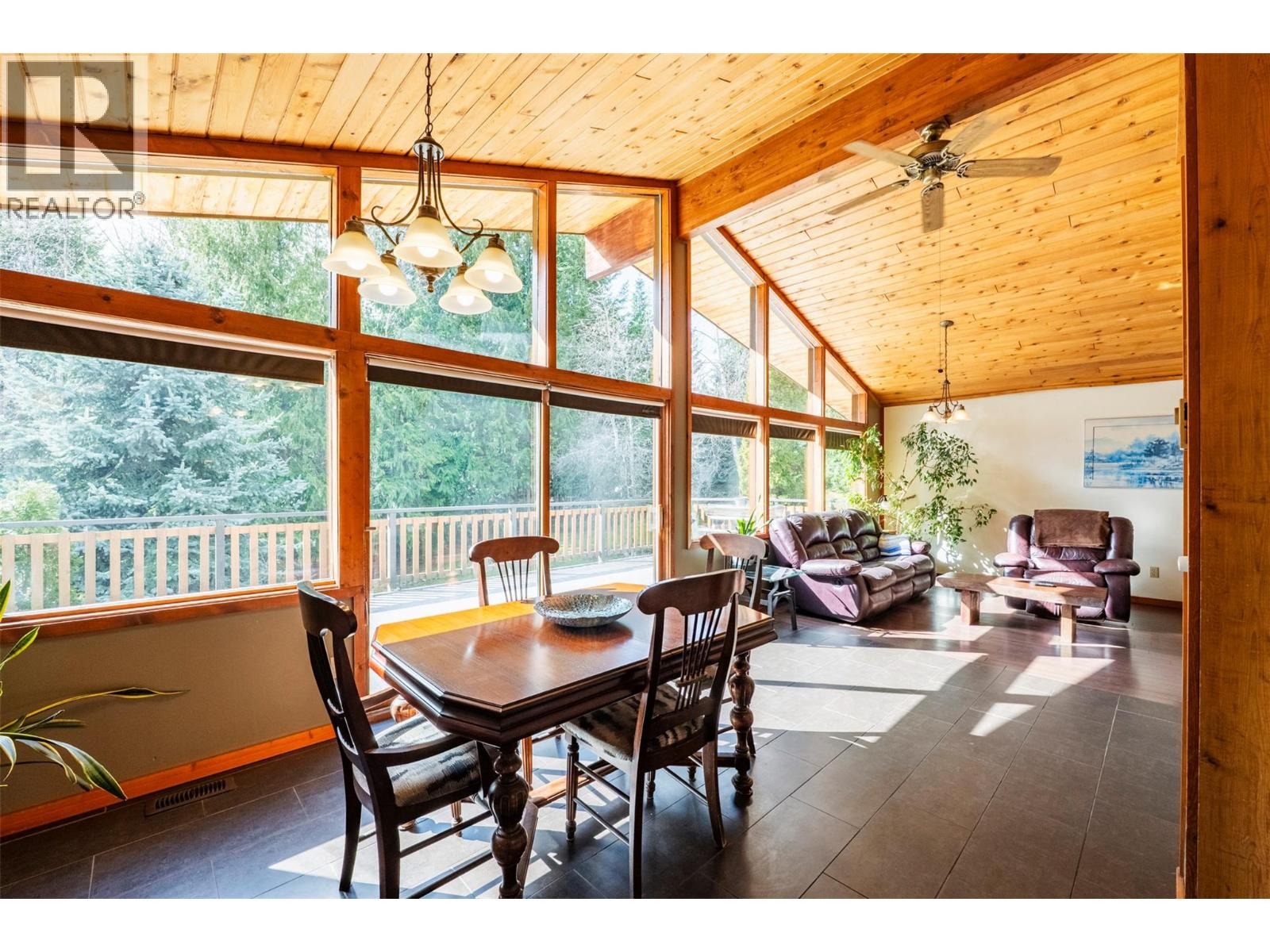 7077 Beggs Road, Nelson