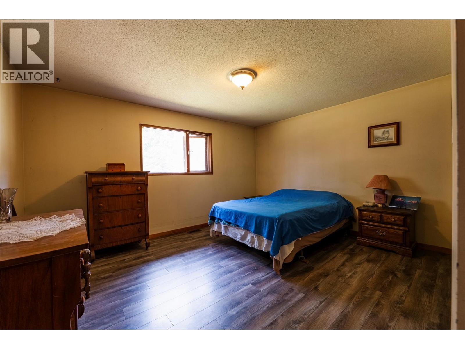 7077 Beggs Road, Nelson