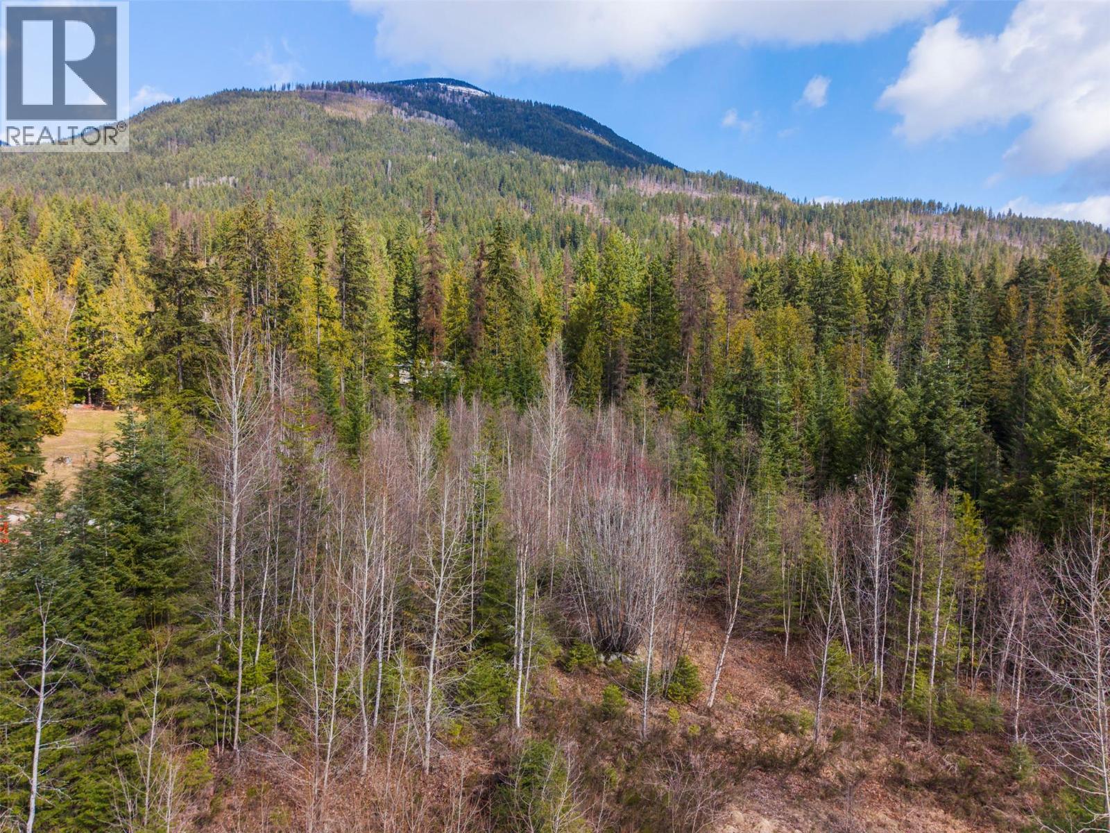 7077 Beggs Road, Nelson