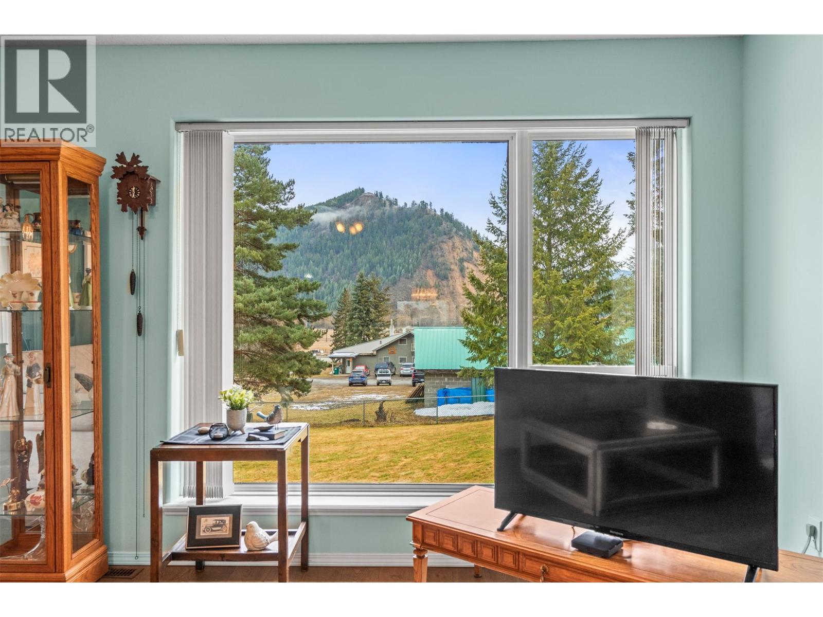 2675 Pine Avenue Unit# 55, Lumby