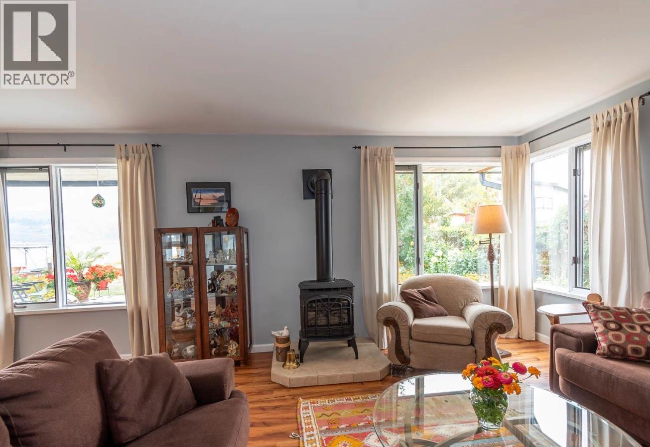 32 Louis Estates Road, Vernon