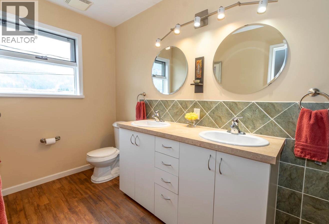 32 Louis Estates Road, Vernon