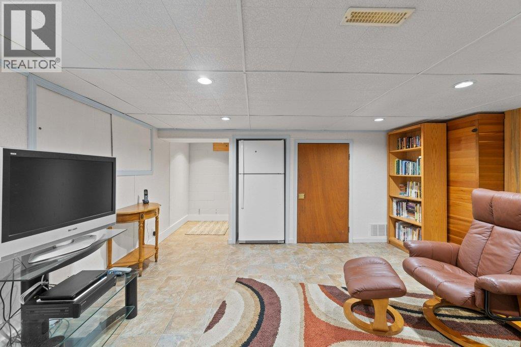 2504 Blind Bay Road - 40
