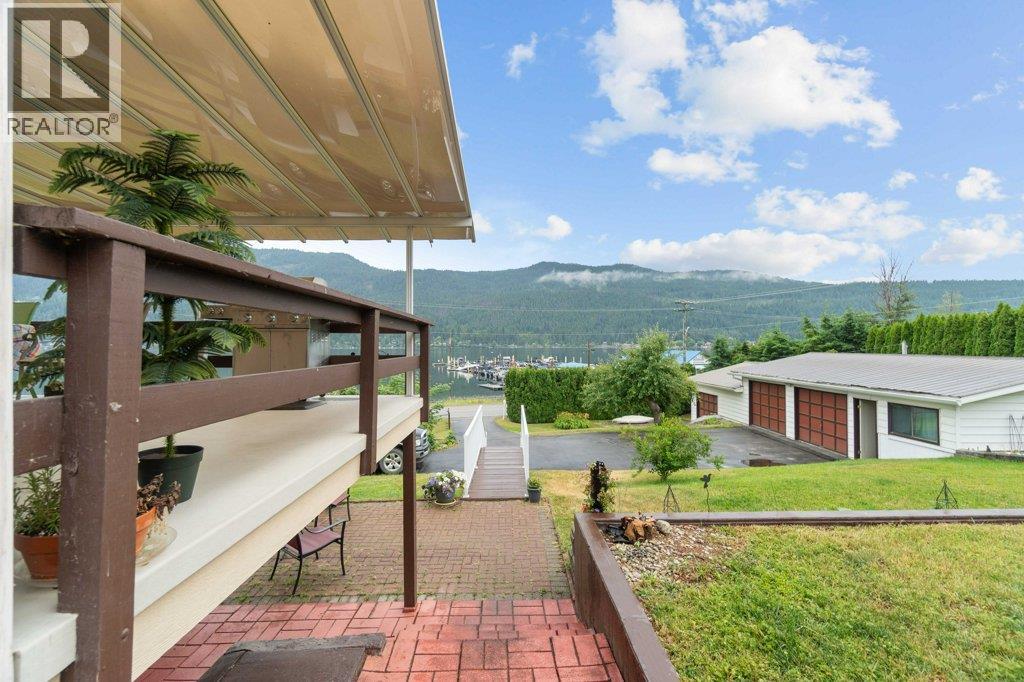 2504 Blind Bay Road - 70