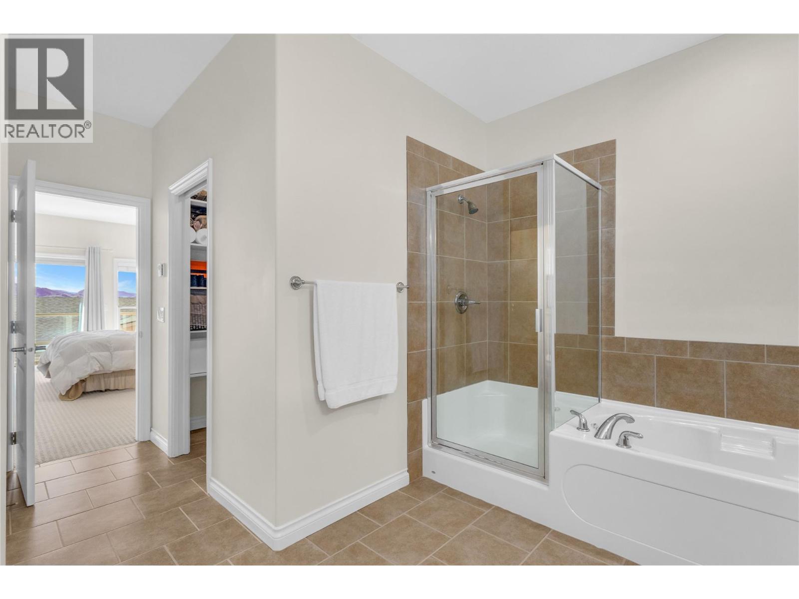 #253 5165 TREPANIER BENCH ROAD - 22