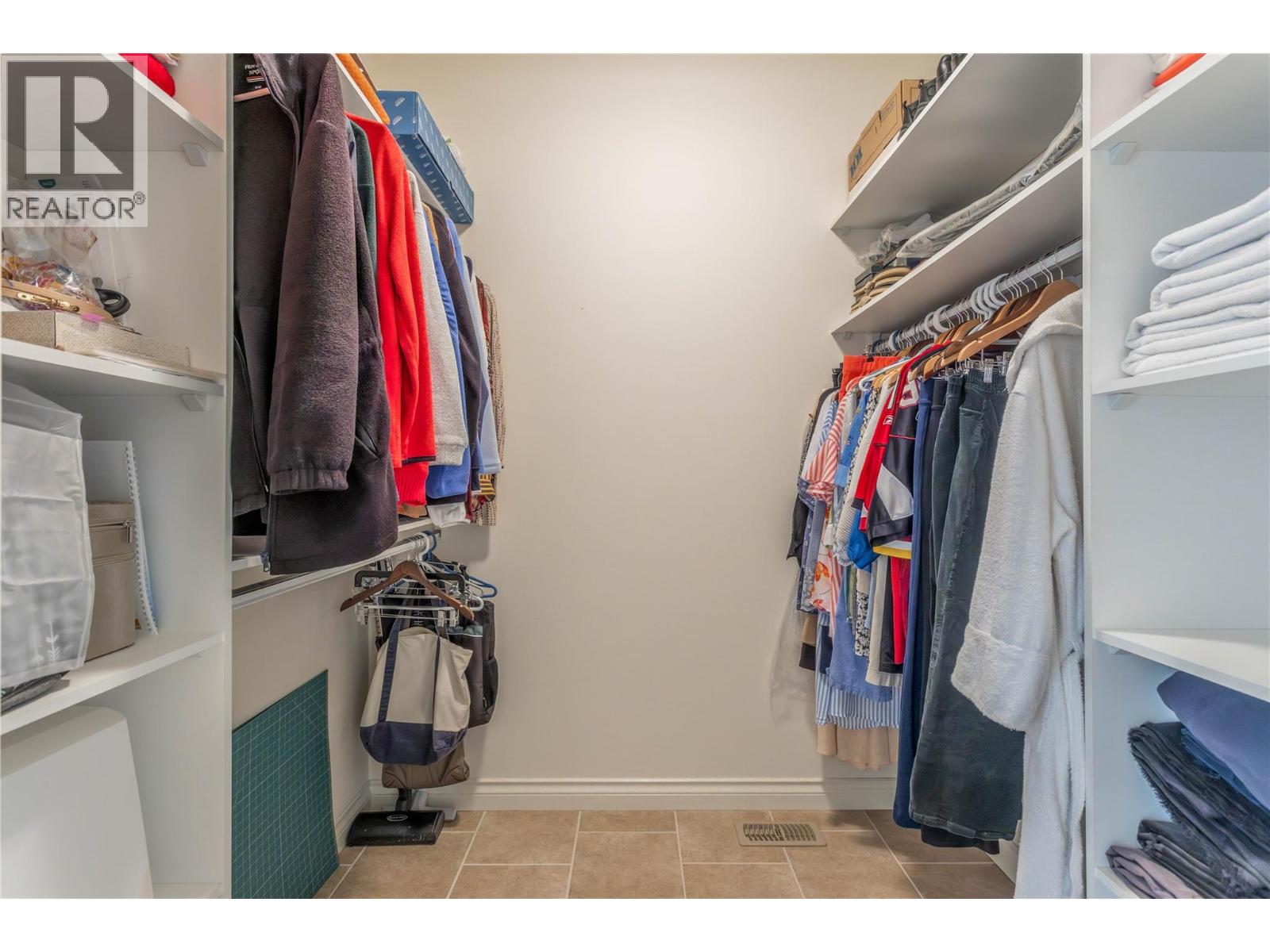 #253 5165 TREPANIER BENCH ROAD - 23