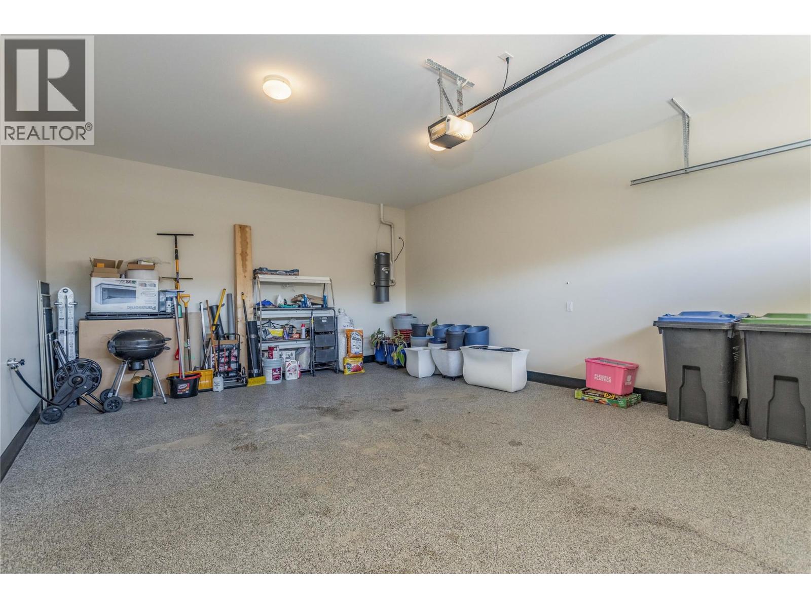 #253 5165 TREPANIER BENCH ROAD - 42