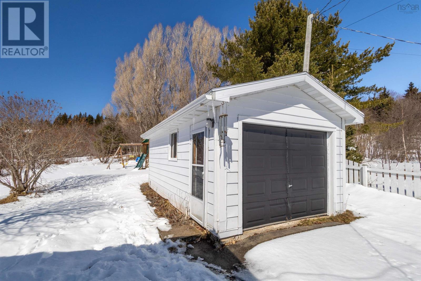 Property 25 of 34 of 49742 Cabot Trail