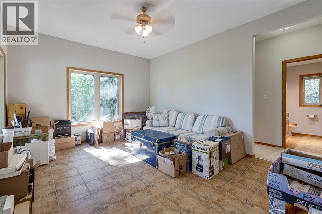 602 PHEASANT CLOSE - 26
