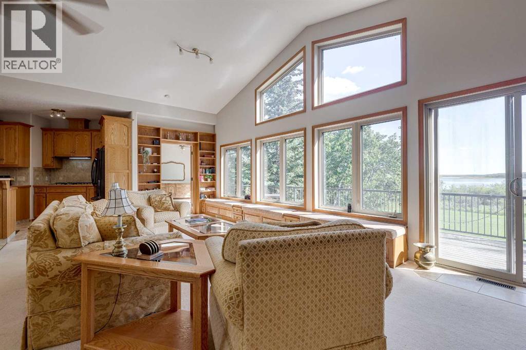 602 PHEASANT CLOSE - 4