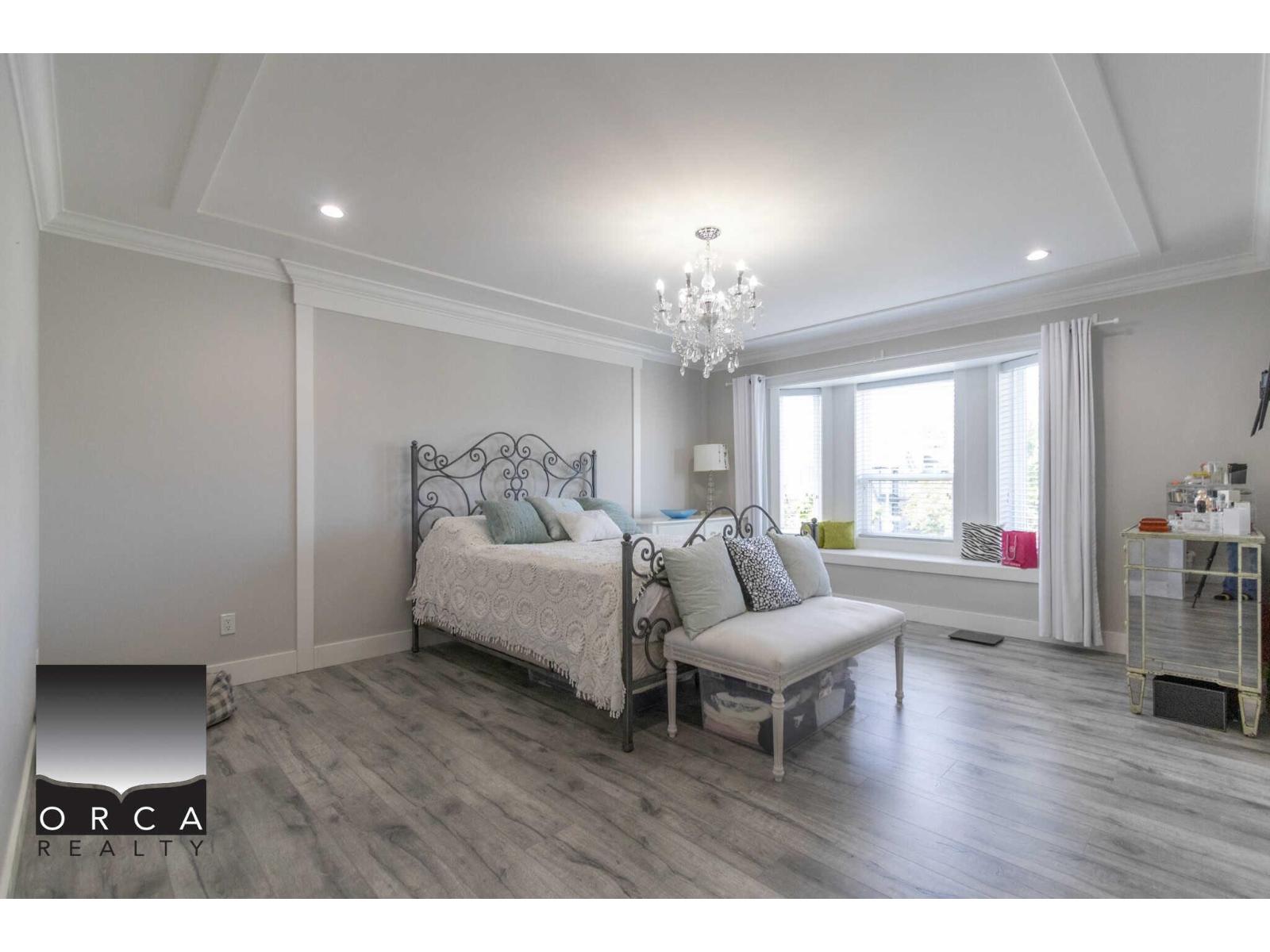 MAIN LEVEL 7696 211 STREET STREET