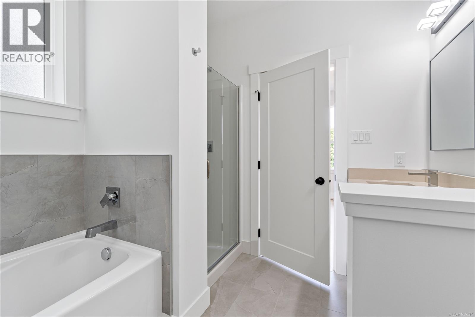 3077 HILLVIEW RD - 17