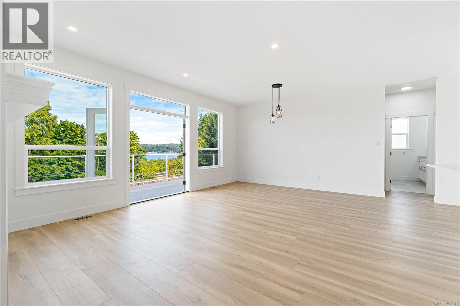 3077 HILLVIEW RD - 6