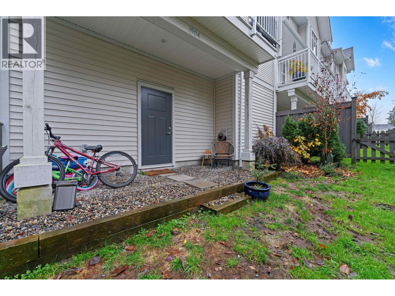 1904 11295 PAZARENA PLACE, Maple Ridge