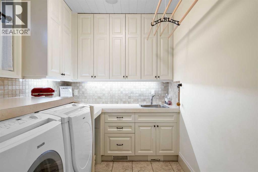 Single Family House for Sale in  Carleton Street SW Upper Mount Royal Calgary 