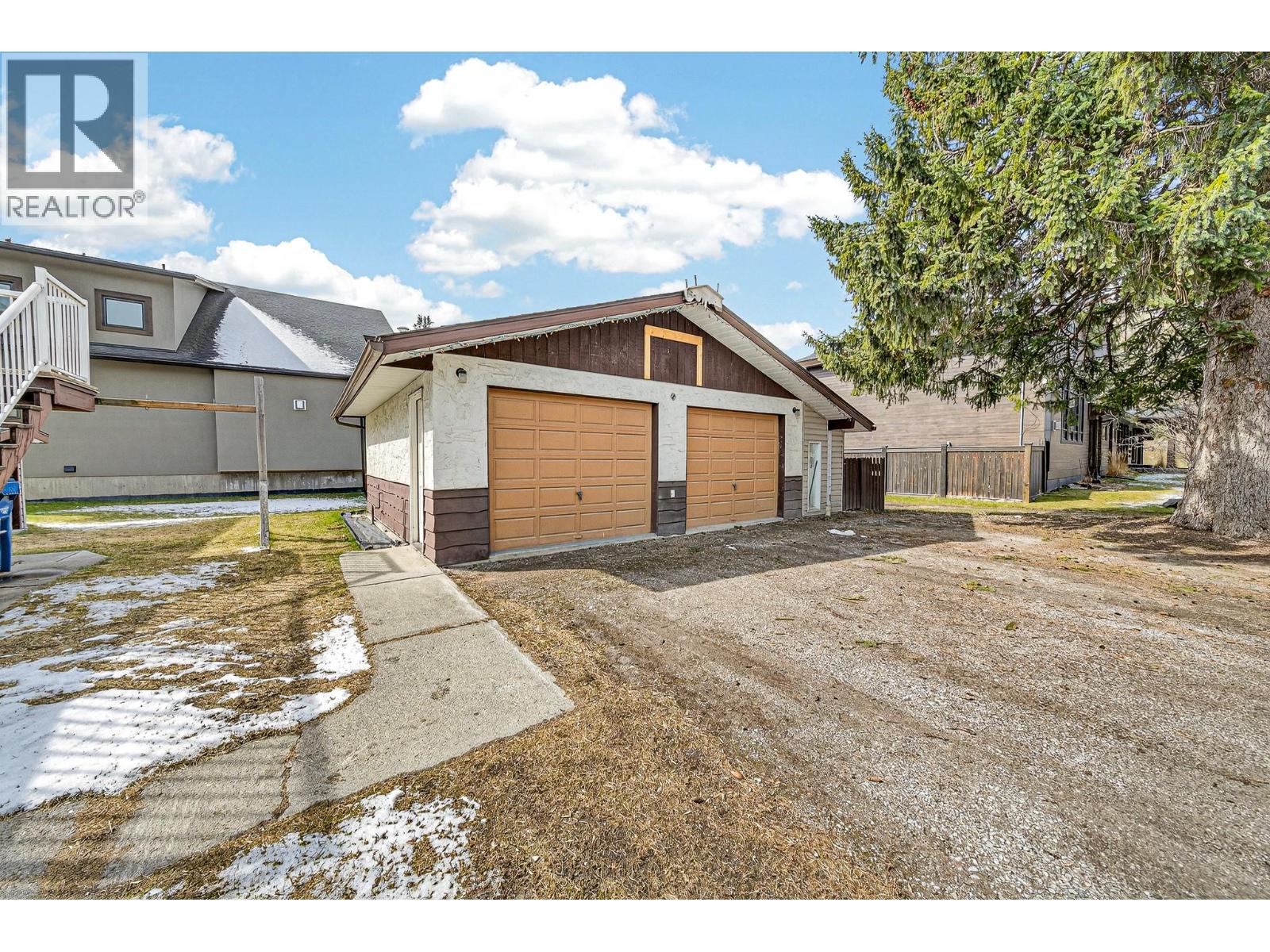 1591 11th Avenue, Fernie