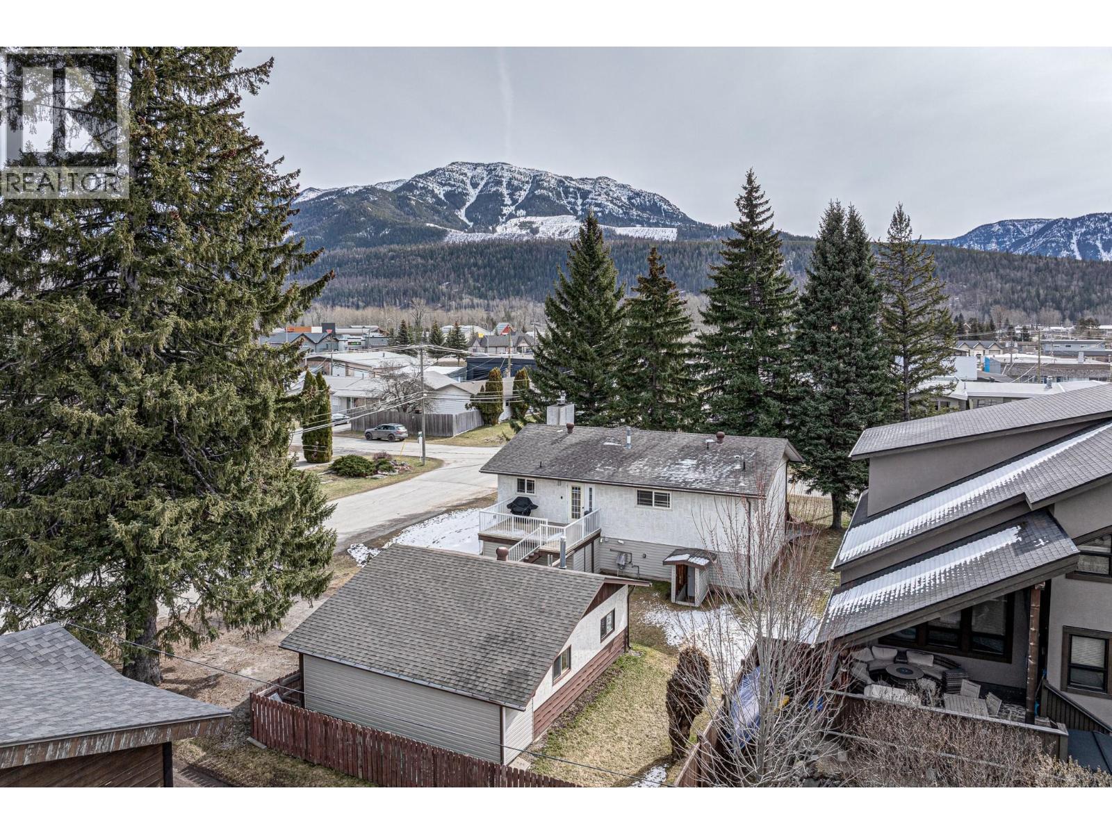 1591 11th Avenue, Fernie