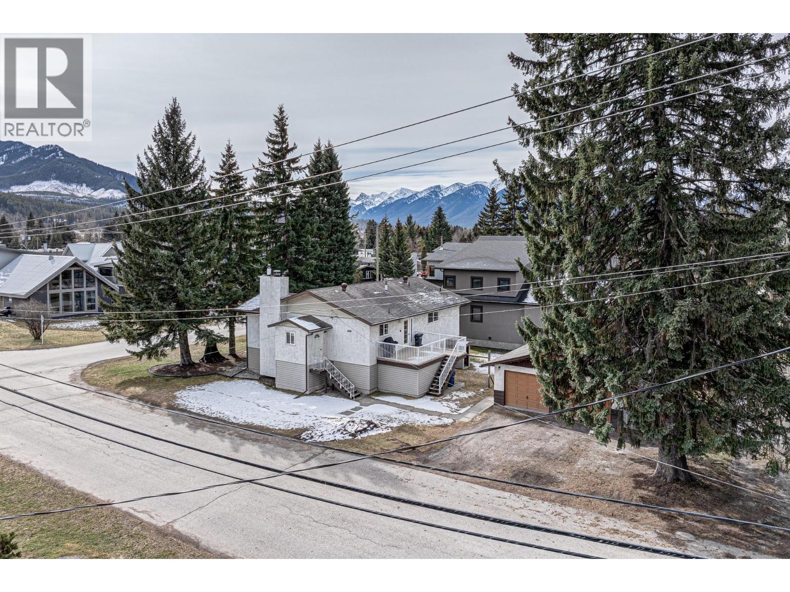 1591 11th Avenue, Fernie