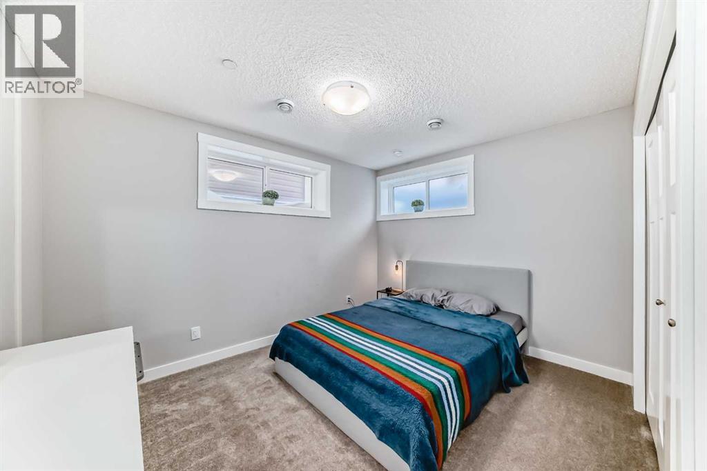 Single Family House for Sale in  Lucas Crescent NW Livingston Calgary 