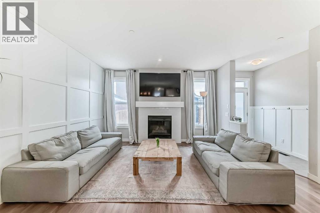 Single Family House for Sale in  Lucas Crescent NW Livingston Calgary 