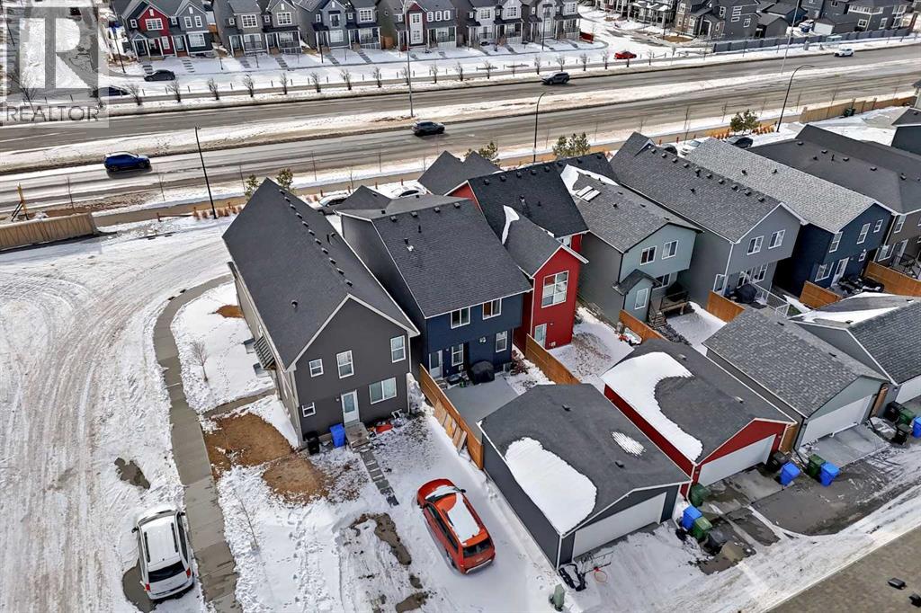 Single Family House for Sale in  Lucas Crescent NW Livingston Calgary 