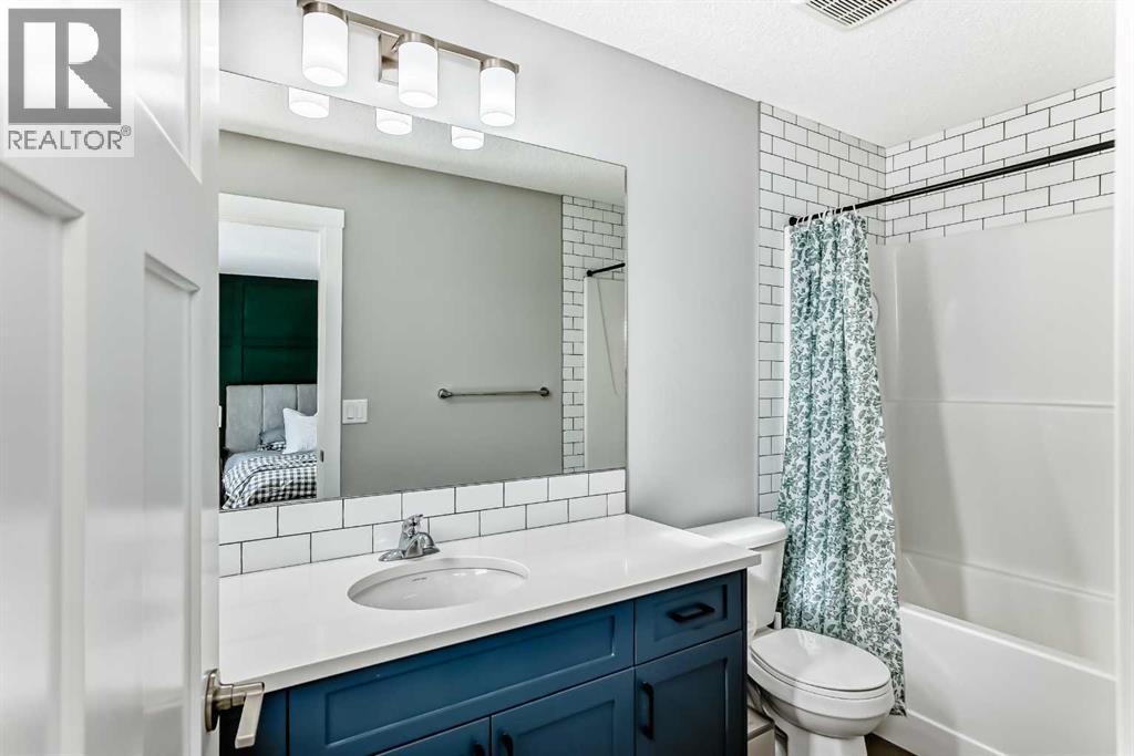 Single Family House for Sale in  Lucas Crescent NW Livingston Calgary 