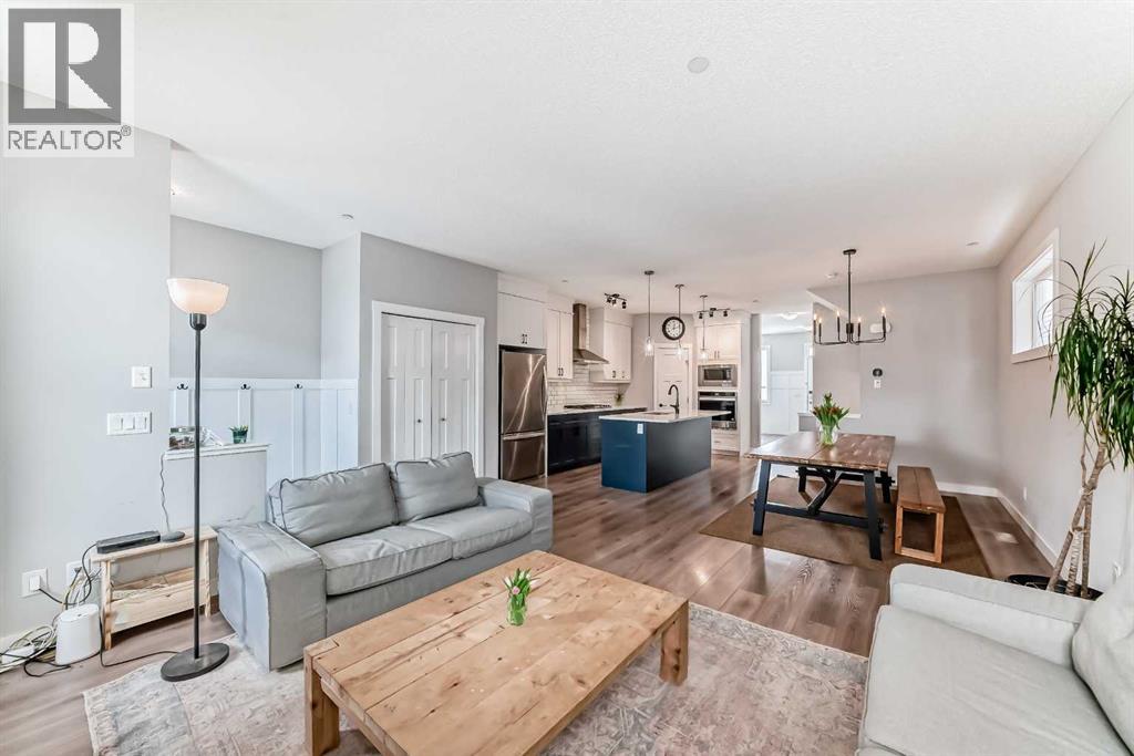 Single Family House for Sale in  Lucas Crescent NW Livingston Calgary 