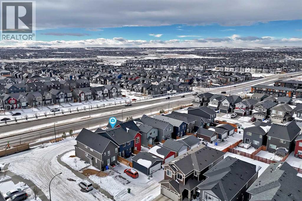 Single Family House for Sale in  Lucas Crescent NW Livingston Calgary 